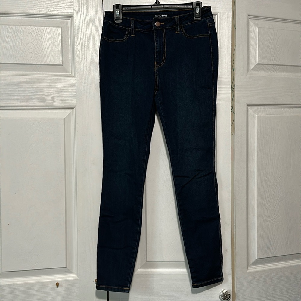 Fashion Nova Bodycon Jeans